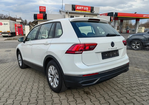Volkswagen Tiguan cena 99990 przebieg: 48000, rok produkcji 2021 z Kobylin małe 352